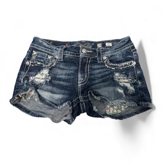 Sold - Picture 1 of 3